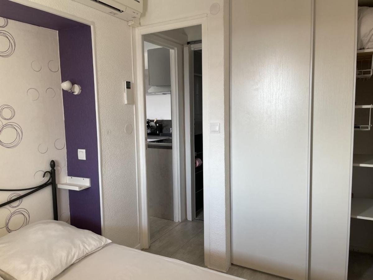 Bormes-Les-Mimosas - Appart 25M2 Avec Balcon - 4P Exterior foto